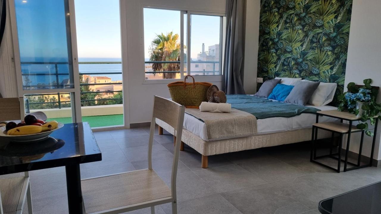 Sunshine Apartments Vistas Al Mar Malaga Bagian luar foto